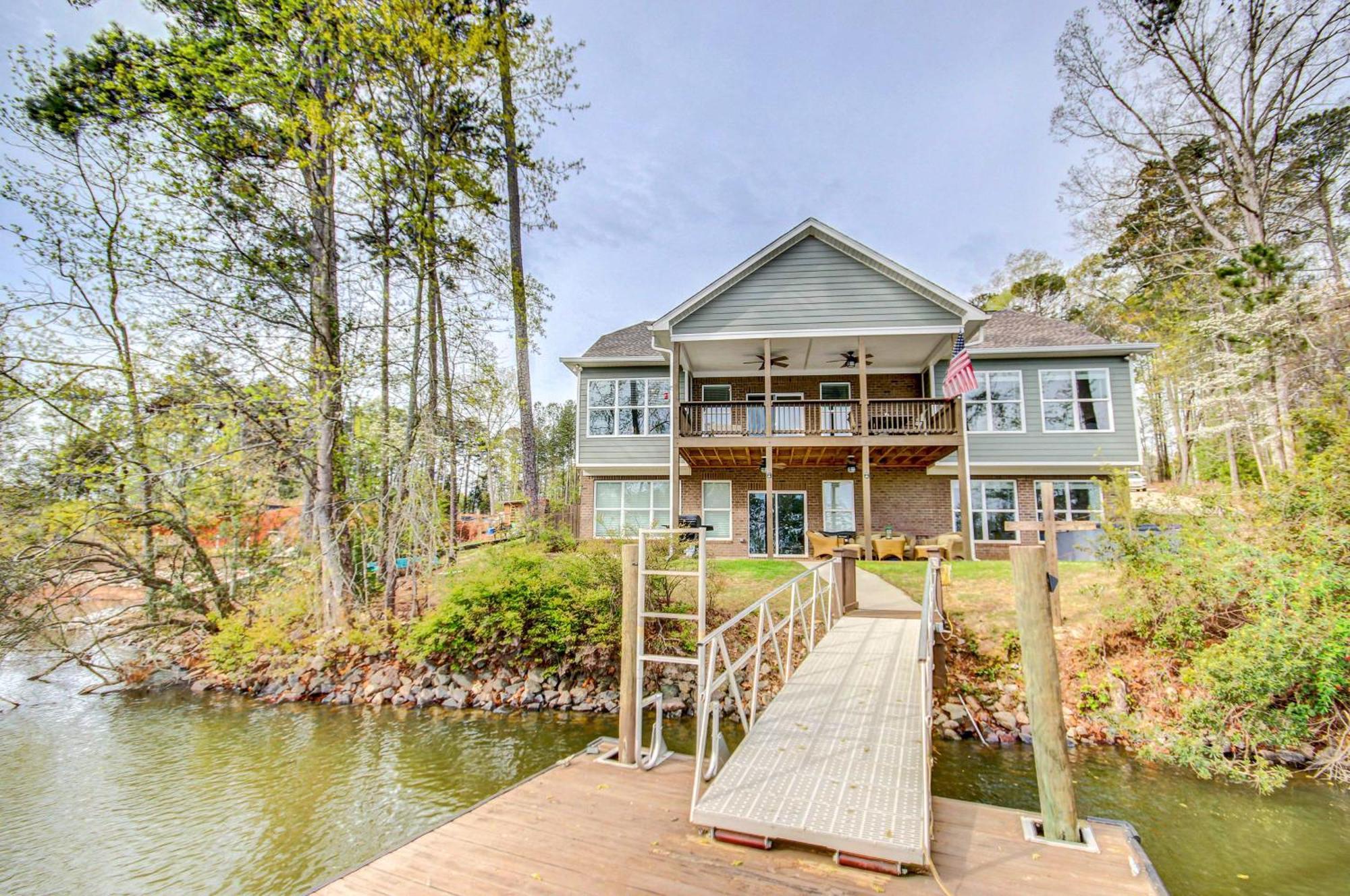 Lakefront Leesville Retreat With Private Dock! Lake Murray Shores Kültér fotó